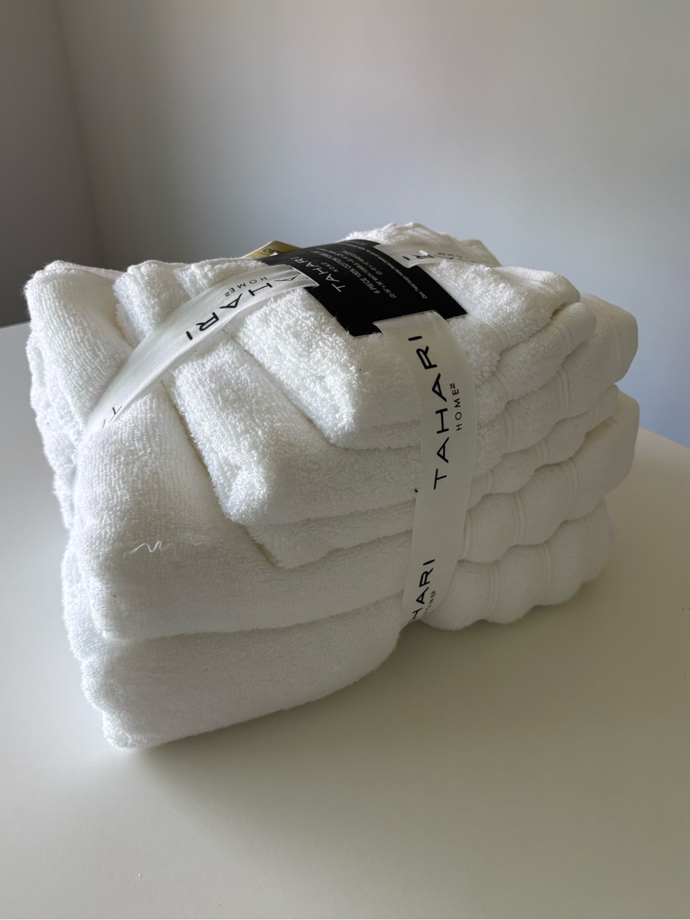 Tahari 6pc White Towell Set - NWT